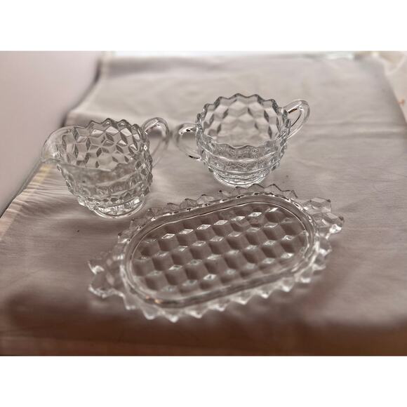 Vintage Clear Creamer and Sugar Set with Tray - Picture 8 of 9